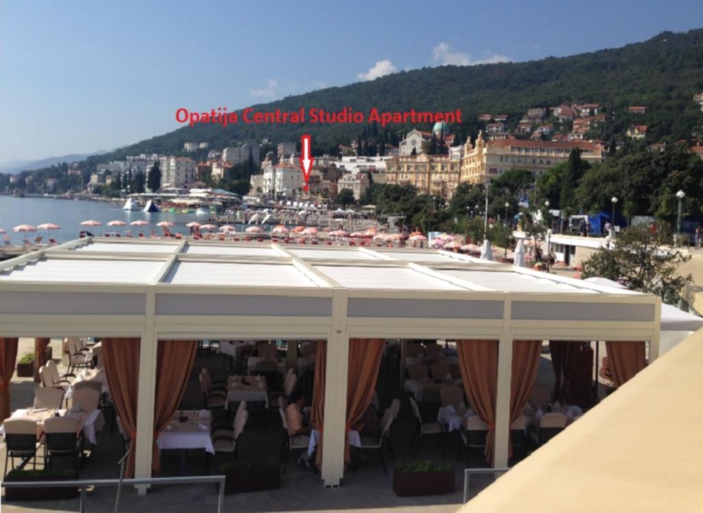 Opatija Central Studio Apartment Oda fotoğraf