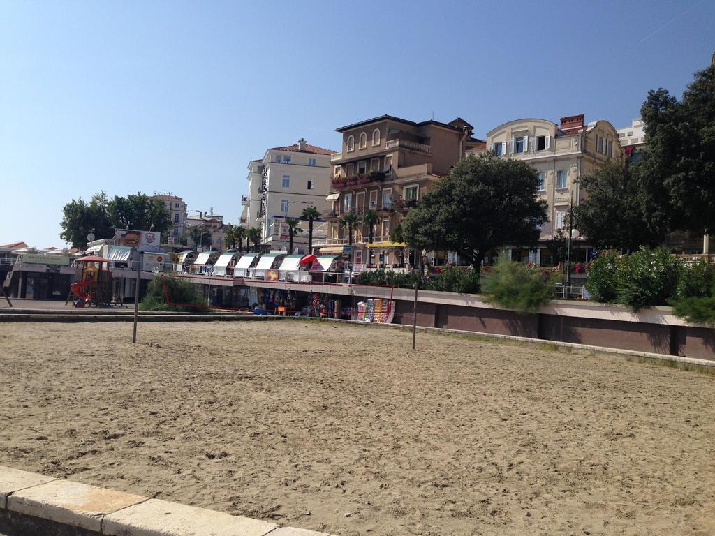 Opatija Central Studio Apartment Dış mekan fotoğraf