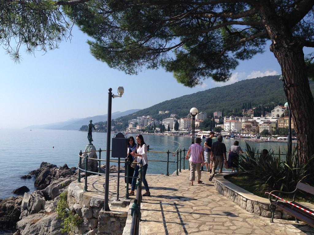 Opatija Central Studio Apartment Dış mekan fotoğraf